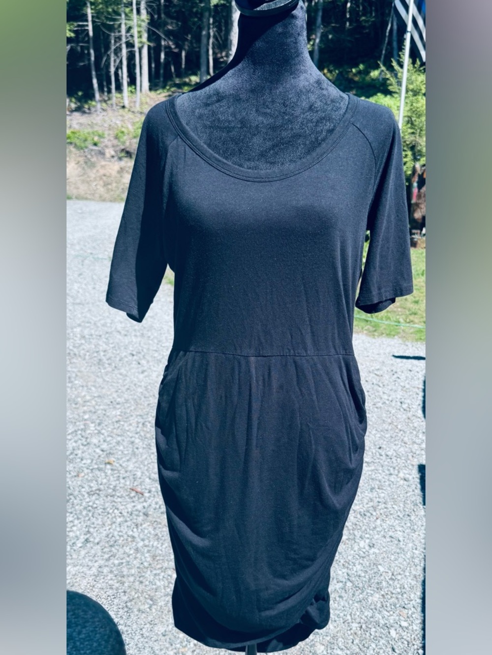 Athlete Women’s Simple Black Scoop Neck Knit Dress